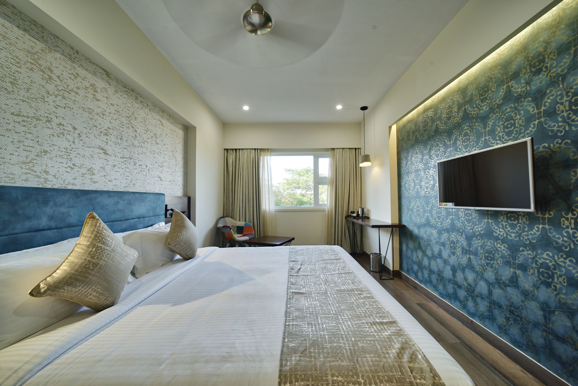 Bhagini Icon Domlur Hotel Bangalore Exterior foto